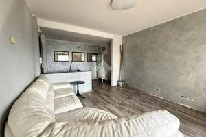 3 LOCALI A TRIESTE