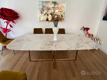 Tavolo e sedie IBFOR usato come nuovo!