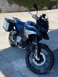 BMW F 850 GS Trophy completo di 3 valigie