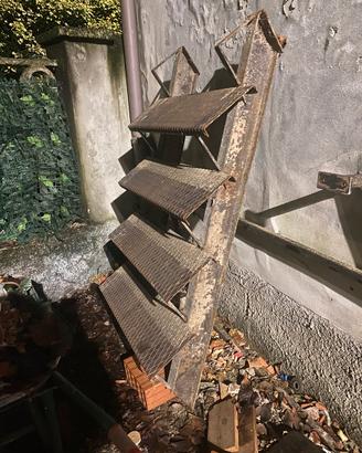 Scala in ferro