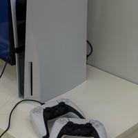 CONSOLE PS5 DISCO + 2 CONTROLLER + CUFFIE