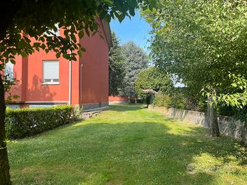 Trilocale a Merlino (lo)