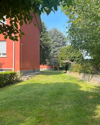 Trilocale a Merlino (lo)
