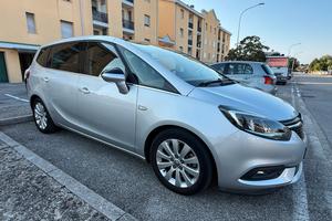 Opel Zafira Tourer 2016