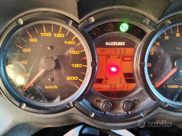 Suzuki V Strom DL 650 - 2006