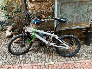 Bicicletta BMX