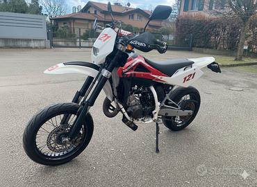 Husqvarna SM 125 - 2010