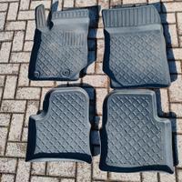 Set tappetini gomma per Peugeot 2008 dal 2020