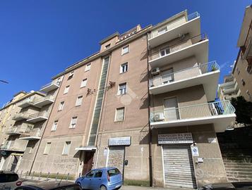 3 LOCALI A SASSARI