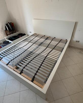 Letto contenitore con cassettoni