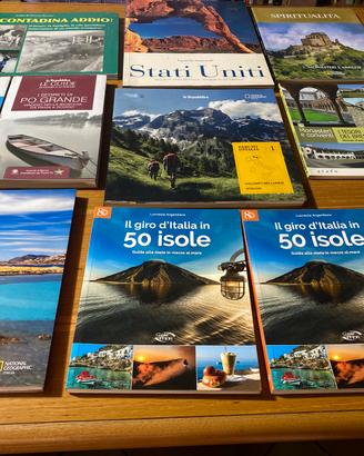 Collezione di guide turistiche e libri di viaggi
