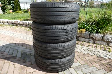 gomme estive Michelin 215\55\18