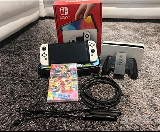 Nintendo Switch OLED Pack Completo + Gioco