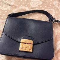 Furla metropolis