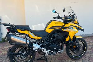 Benelli trk 502X