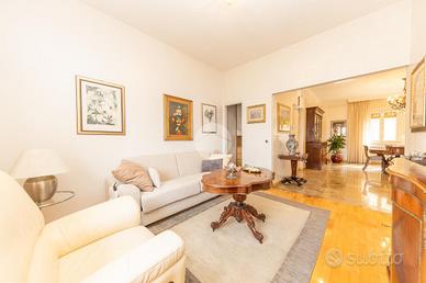 4 LOCALI A ROMA