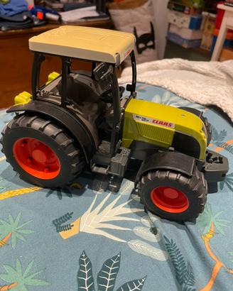 Trattore giocattolo claas
