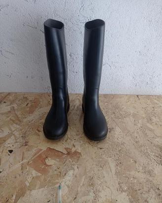 STIVALI DA EQUITAZIONE PER BAMBINI.