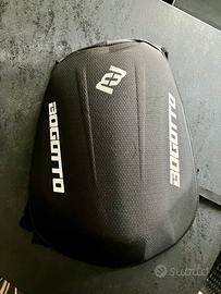 Zaino moto portacasco