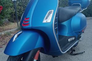 vespa 300 gts super tech