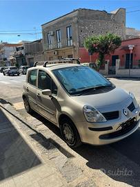 Auto Renault  MODUS