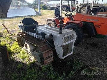 Trattore Lamborghini cingolato c 230 carro stretto