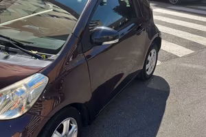 Toyota iq