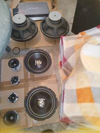 amplificatore e subwoofer