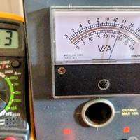 ALIMENTATORE STABILIZZATO DAIWA