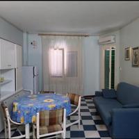 Bivano con terrazzo fronte mare + posto auto