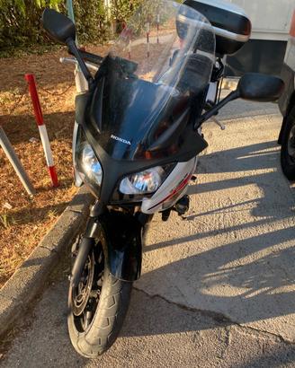 Honda CBF 600