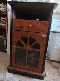 Mobiletto legno antico 