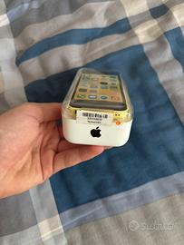 IPhone 5c giallo 32gb NUOVO SIGILLATO