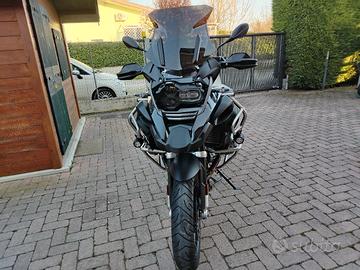 BMW R1200GS ADVENTURE TRIPLE BLACK