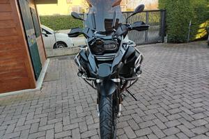 BMW R1200GS ADVENTURE TRIPLE BLACK