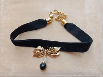 Collana girocollo con pendente