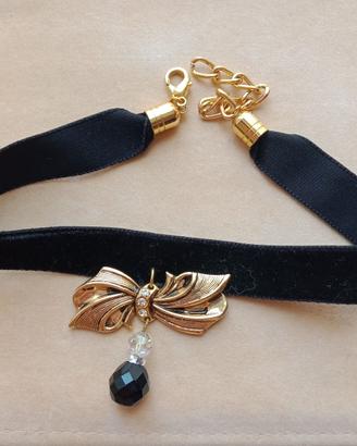 Collana girocollo con pendente