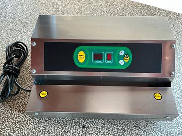 Macchina per sottovuoto cibi  Lavezzini mod. Elix