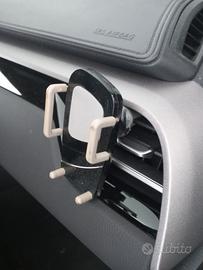 Supporto per smartphone per auto
