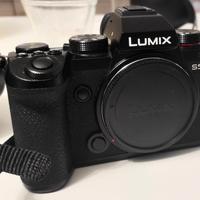 Panasonic Lumix S5