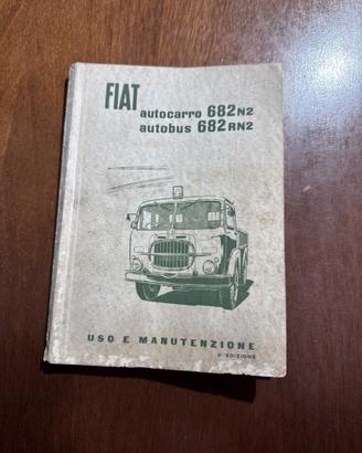Manuale Uso e Manutenzione Fiat 682N2