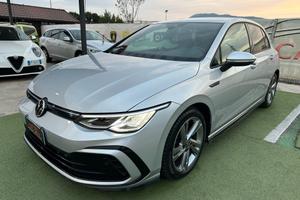 Volkswagen Golf 2.0TDI*R-LINE*150CV*DSG*LED*F1*NAV