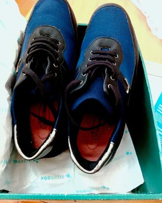 Scarpe Podartis  da passeggio,ginnastica N.41