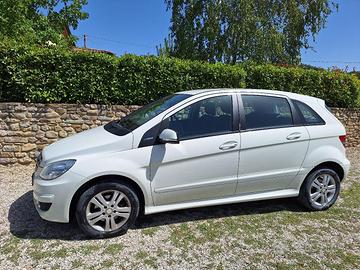 Mercedes classe B180 NGT - Bombole Ok fino al 2029