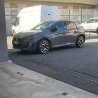 Peugeot 208 GT Hybrid 145cv