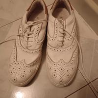 scarpe bianche