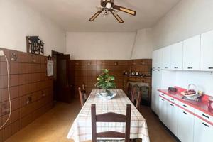 Villetta a schiera con cortile