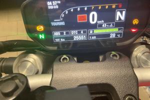 Ducati Monster 821