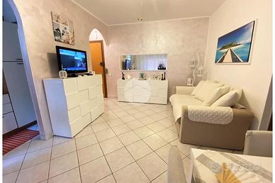 3 LOCALI A SAN MAURO PASCOLI