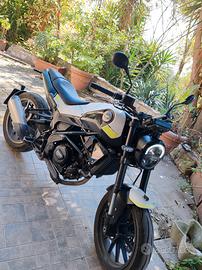 Benelli leoncino 250